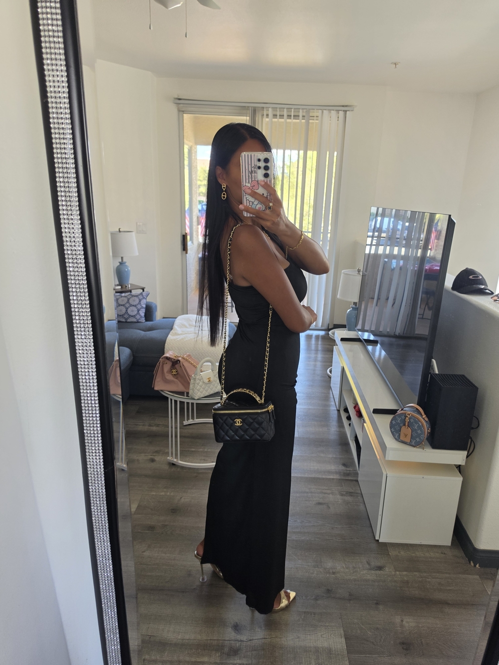 Black One-Shoulder Cutout Maxi Dress - Picture 15 of 16
